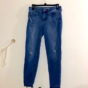 KanCan distressed jeans